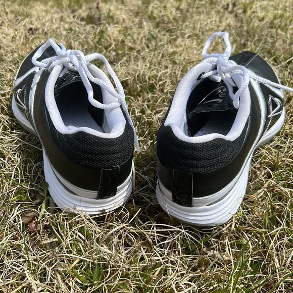 Women’s Nike golf shoes size 7 - Picture 4 of 10